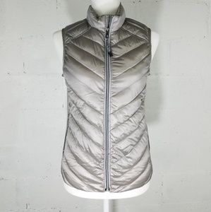 Gap  Puffer Vest